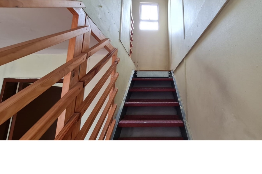 2 Bedroom Property for Sale in Delft Western Cape